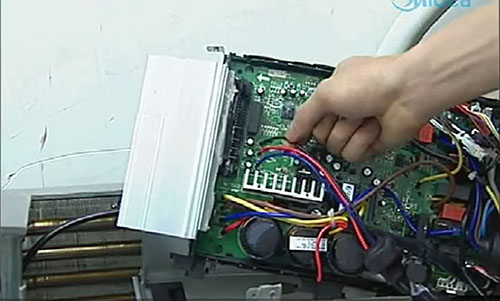 扶余美的空调电话是多少